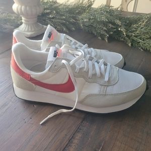 Mens nikes size 10
